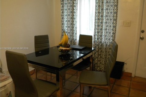 Copropriété à louer à Miami, Floride: 1 chambre, 49.7 m2 № 2029678 - photo 8