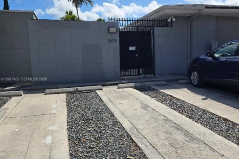 Copropriété à louer à Miami, Floride: 1 chambre, 49.7 m2 № 2029678 - photo 20