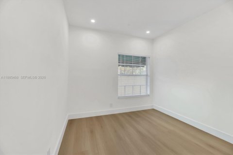 Touwnhouse à louer à Boca Raton, Floride: 2 chambres, 101.26 m2 № 2070831 - photo 7