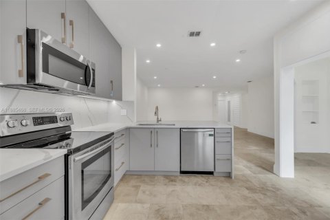 Touwnhouse à louer à Boca Raton, Floride: 2 chambres, 101.26 m2 № 2070831 - photo 19