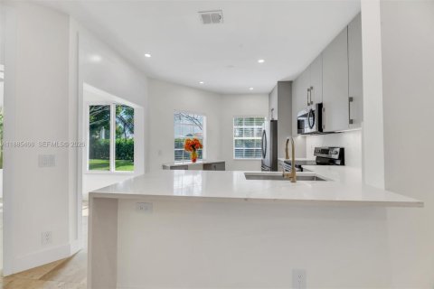 Touwnhouse à louer à Boca Raton, Floride: 2 chambres, 101.26 m2 № 2070831 - photo 16