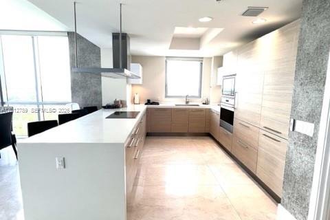 Copropriété à louer à North Miami Beach, Floride: 2 chambres, 181.9 m2 № 2171176 - photo 7