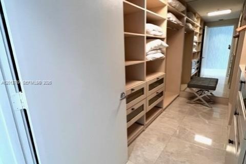 Copropriété à louer à North Miami Beach, Floride: 2 chambres, 181.9 m2 № 2171176 - photo 20
