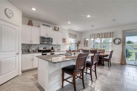 House in Ormond Beach, Florida 3 bedrooms, 152.08 sq.m. № 2322644 - photo 19