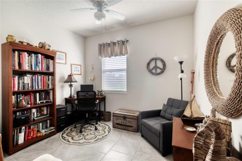 House in Ormond Beach, Florida 3 bedrooms, 152.08 sq.m. № 2322644 - photo 9