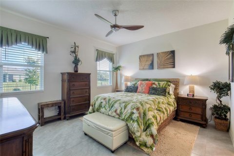 House in Ormond Beach, Florida 3 bedrooms, 152.08 sq.m. № 2322644 - photo 23