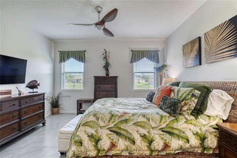 House in Ormond Beach, Florida 3 bedrooms, 152.08 sq.m. № 2322644 - photo 24