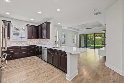 House in Odessa, Florida 3 bedrooms, 156.91 sq.m. № 2398289 - photo 24