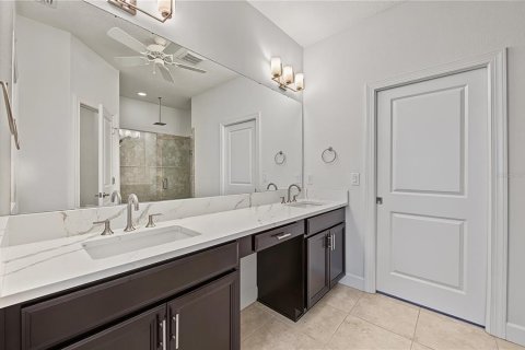 House in Odessa, Florida 3 bedrooms, 156.91 sq.m. № 2398289 - photo 27