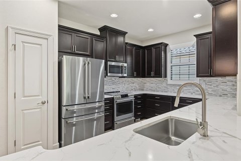 House in Odessa, Florida 3 bedrooms, 156.91 sq.m. № 2398289 - photo 19