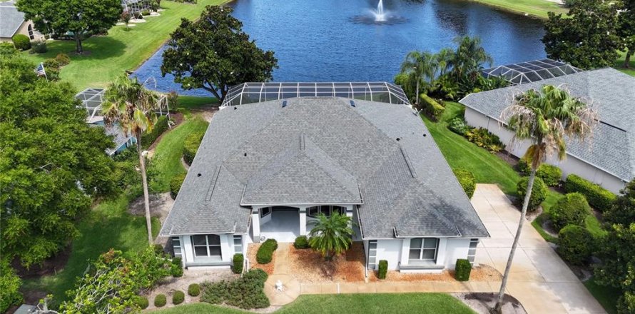 House in Ormond Beach, Florida 4 bedrooms, 244.61 sq.m. № 1274270