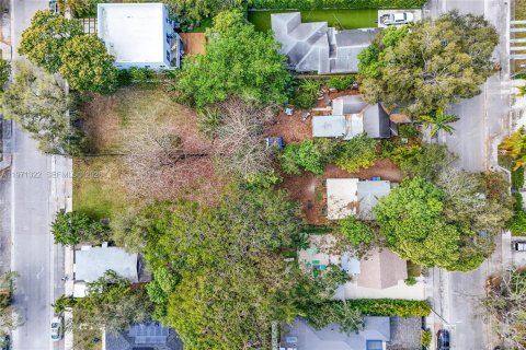 Terreno en venta en Miami, Florida № 2032249 - foto 7