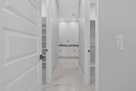 Купить виллу или дом в Плант-Сити, Флорида 3 комнаты, 251.11м2, № 2302561 - фото 7