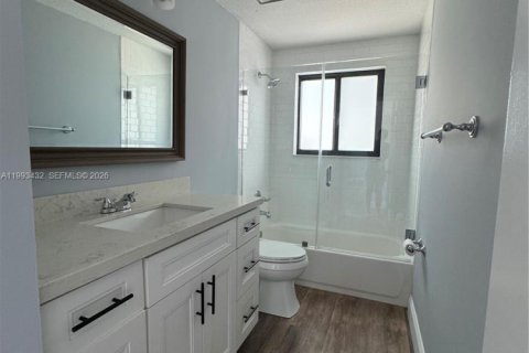 Casa en venta en Southwest Ranches, Florida, 4 dormitorios, 275.73 m2 № 2056263 - foto 11