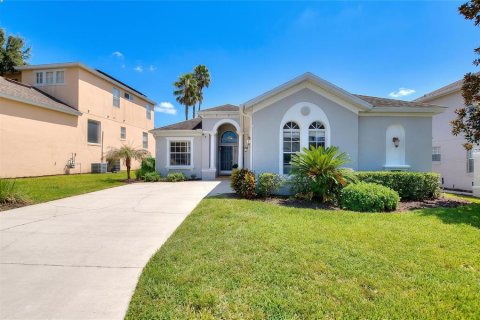 Villa ou maison à Davenport, Floride 4 chambres, 176.79 m2 № 2413725