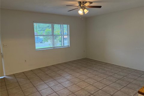 Villa ou maison à louer à Venice, Floride: 2 chambres, 94.57 m2 № 2391047 - photo 3