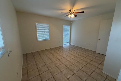 Villa ou maison à louer à Venice, Floride: 2 chambres, 94.57 m2 № 2391047 - photo 6