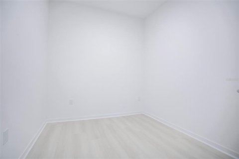 Condo in Orlando, Florida, 2 bedrooms  № 2120414 - photo 18