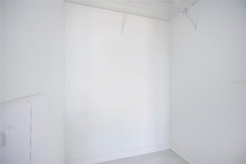 Condo in Orlando, Florida, 2 bedrooms  № 2120414 - photo 13
