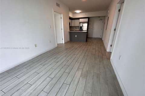 Купить кондоминиум в Майами, Флорида 2 спальни, 76.27м2, № 2019196 - фото 9