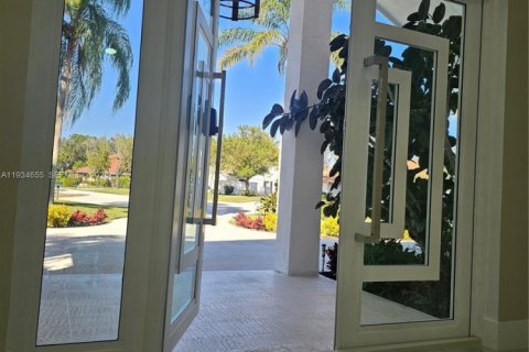 House in Palm Beach Gardens, Florida 4 bedrooms № 1992802 - photo 9