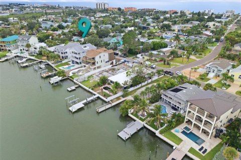 Villa ou maison à vendre à Indian Rocks Beach, Floride: 2 chambres, 73.58 m2 № 2399090 - photo 26