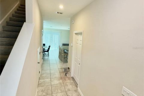 Townhouse in Orlando, Florida 3 bedrooms, 144 sq.m. № 2384187 - photo 7