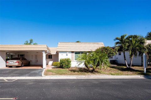 Villa ou maison à Sarasota, Floride 2 chambres, 104.05 m2 № 2145360
