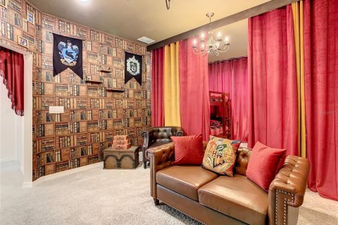 Casa en venta en Kissimmee, Florida, 10 dormitorios, 387.31 m2 № 1908655 - foto 7