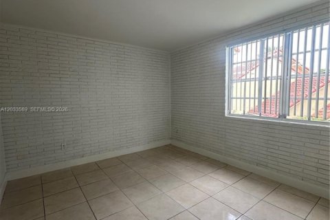 Copropriété à vendre à Pompano Beach, Floride: 2 chambres, 99.68 m2 № 2078128 - photo 5