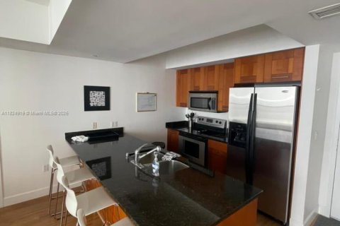 Condo in Coral Gables, Florida, 2 bedrooms  № 1790477 - photo 6