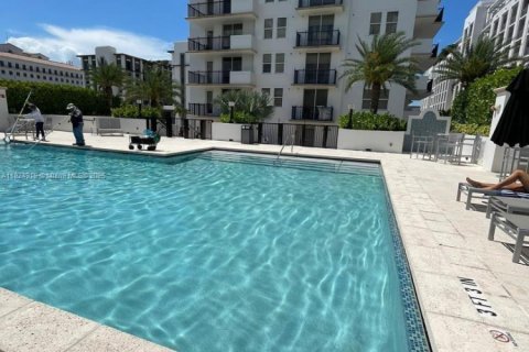 Condo in Coral Gables, Florida, 2 bedrooms  № 1790477 - photo 27