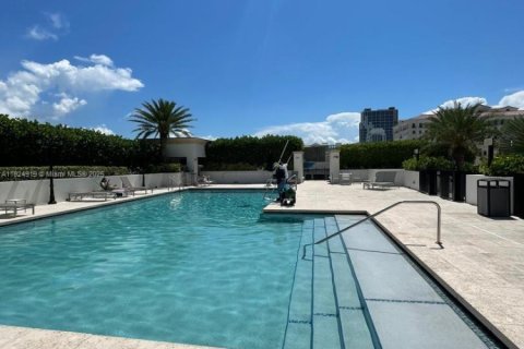 Condo in Coral Gables, Florida, 2 bedrooms  № 1790477 - photo 26