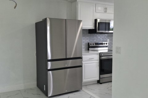 Copropriété à louer à West Palm Beach, Floride: 1 chambre, 56.76 m2 № 2180800 - photo 5