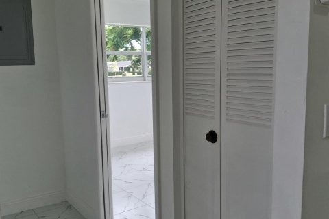 Copropriété à louer à West Palm Beach, Floride: 1 chambre, 56.76 m2 № 2180800 - photo 10
