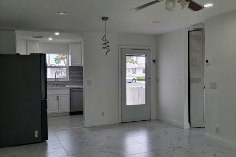Copropriété à louer à West Palm Beach, Floride: 1 chambre, 56.76 m2 № 2180800 - photo 4