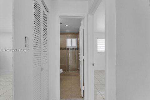 Villa ou maison à louer à Miramar, Floride: 2 chambres, 194.17 m2 № 1998289 - photo 30