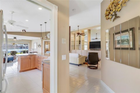 Villa ou maison à vendre à Hobe Sound, Floride: 2 chambres, 144.28 m2 № 1974439 - photo 6