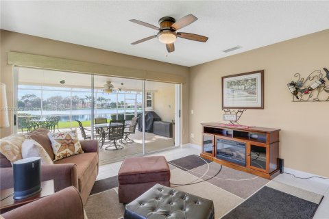 Villa ou maison à vendre à Hobe Sound, Floride: 2 chambres, 144.28 m2 № 1974439 - photo 13