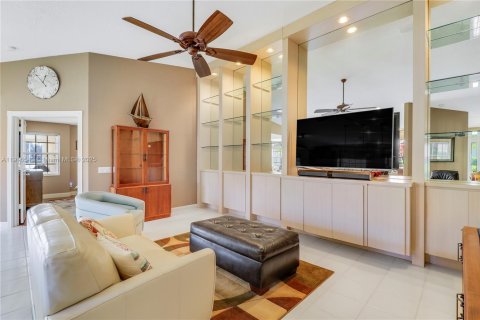 Villa ou maison à vendre à Hobe Sound, Floride: 2 chambres, 144.28 m2 № 1974439 - photo 7