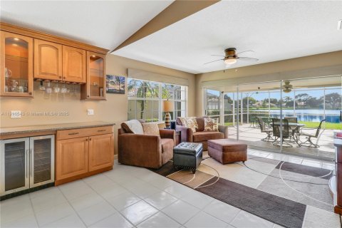 Villa ou maison à vendre à Hobe Sound, Floride: 2 chambres, 144.28 m2 № 1974439 - photo 11