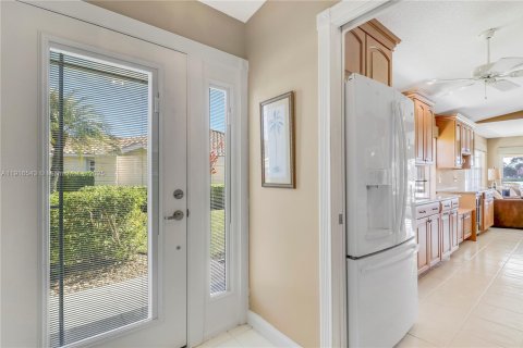 Villa ou maison à vendre à Hobe Sound, Floride: 2 chambres, 144.28 m2 № 1974439 - photo 5