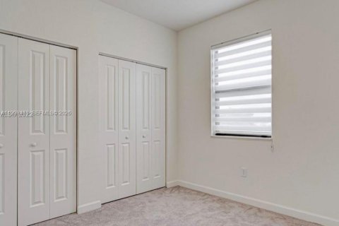 Купить таунхаус в Хомстед, Флорида 3 спальни, 149.76м2, № 2066929 - фото 9