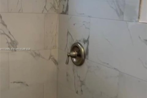 Condominio en venta en Miami Beach, Florida, 1 dormitorio, 46.45 m2 № 1985505 - foto 19