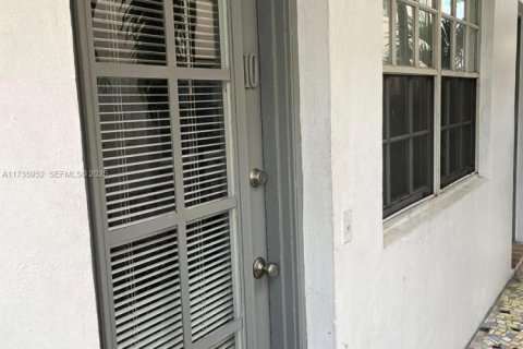 Copropriété à vendre à Miami Beach, Floride: 1 chambre, 46.45 m2 № 1985505 - photo 25