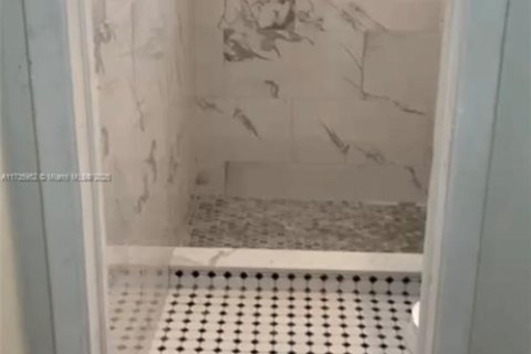 Condominio en venta en Miami Beach, Florida, 1 dormitorio, 46.45 m2 № 1985505 - foto 17