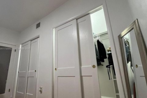 Copropriété à vendre à Miami Beach, Floride: 1 chambre, 46.45 m2 № 1985505 - photo 29