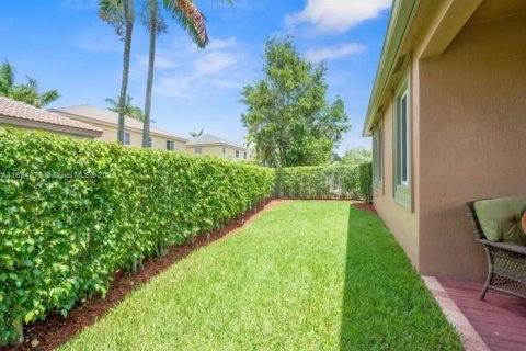 Villa ou maison à louer à Weston, Floride: 3 chambres, 128.76 m2 № 1931471 - photo 20