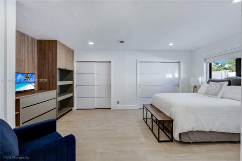 Купить виллу или дом в Майами, Флорида 6 спален, 270.07м2, № 2079788 - фото 13