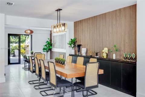 Купить виллу или дом в Майами, Флорида 6 спален, 270.07м2, № 2079788 - фото 8
